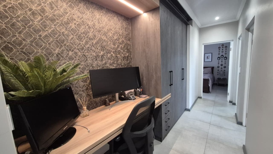 3 Bedroom Property for Sale in Altona Western Cape